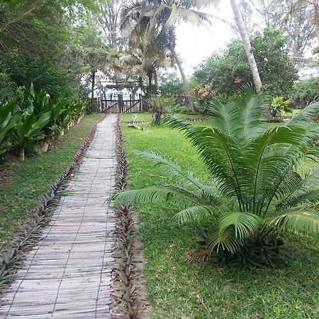 Palmeiras Lodge Vilankulo Buitenkant foto